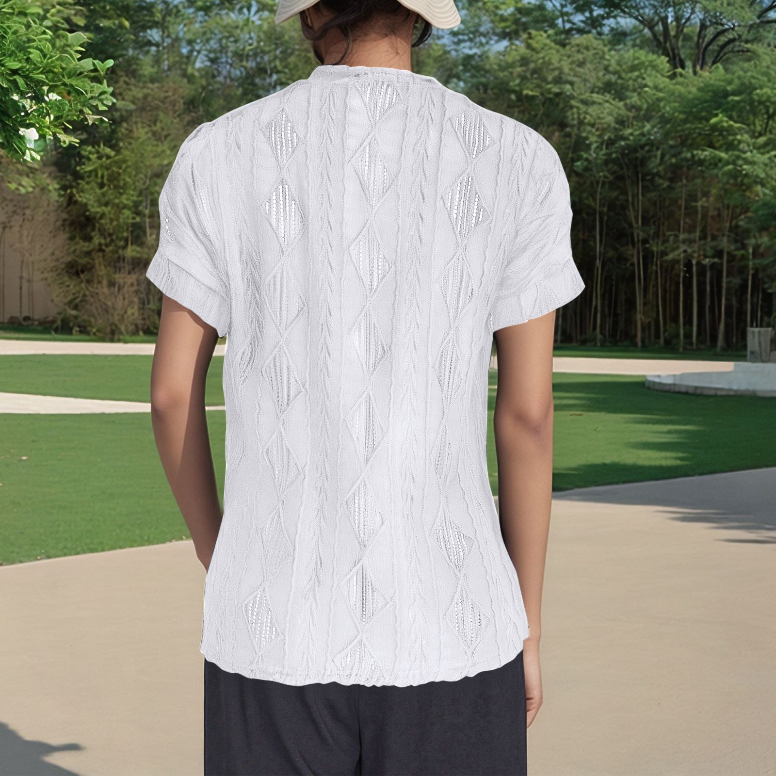 thumbnail image 2 of Camisa de punto jacquard holgada con cuello en V para mujer: manga corta, detalle de cordones, informal de verano, fácil de cuidar, 2 of 7